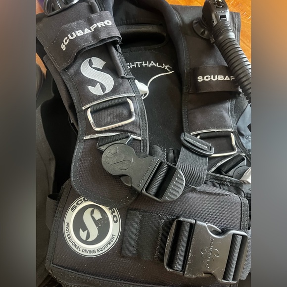 Scubapro BCD - Picture 1 of 5